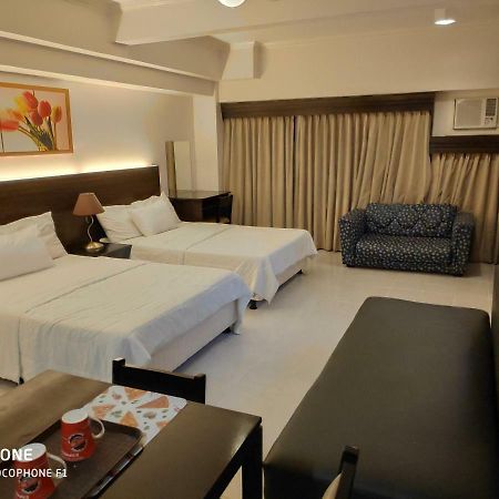 Tagaytay Staycation By Naya And Darla W Free Swimming Pool, Wifi & Netflix Tagaytay City Exterior photo