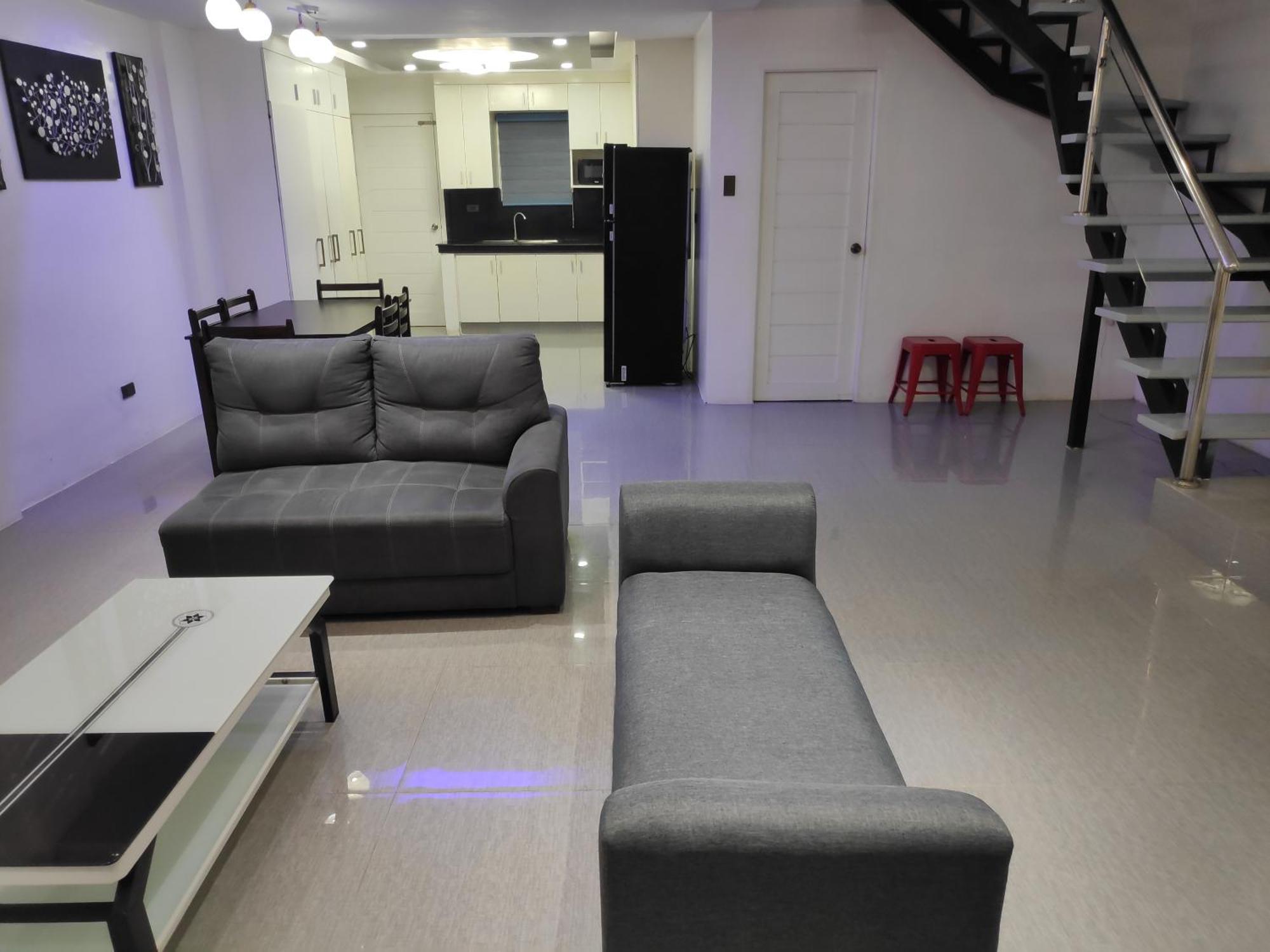 Tagaytay Staycation By Naya And Darla W Free Swimming Pool, Wifi & Netflix Tagaytay City Exterior photo