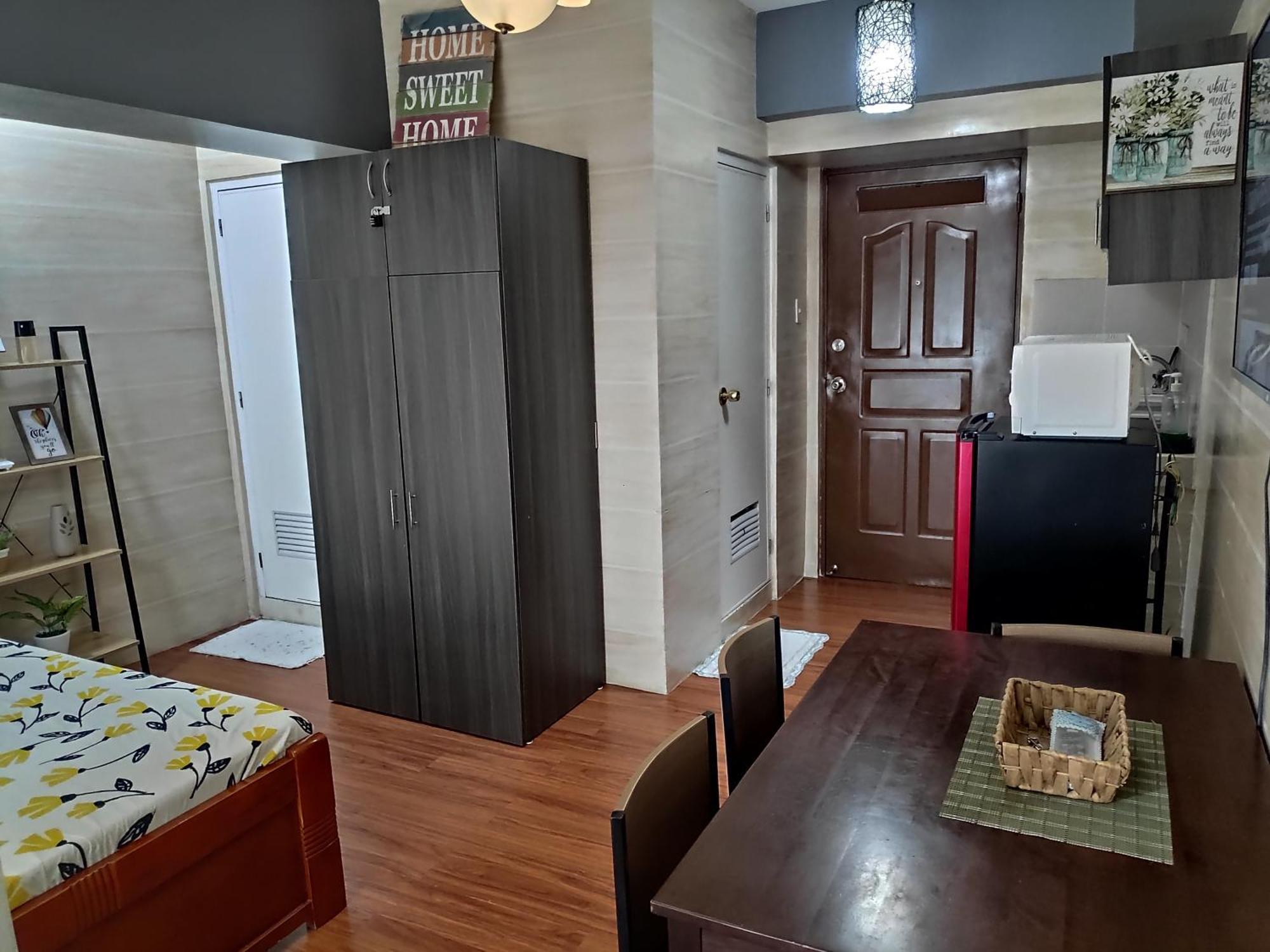 Tagaytay Staycation By Naya And Darla W Free Swimming Pool, Wifi & Netflix Tagaytay City Exterior photo