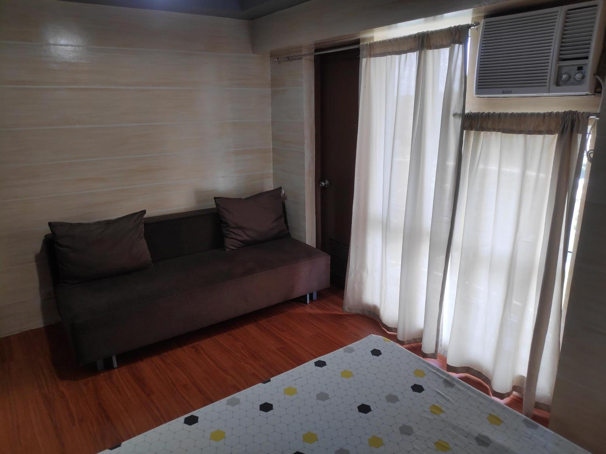 Tagaytay Staycation By Naya And Darla W Free Swimming Pool, Wifi & Netflix Tagaytay City Exterior photo