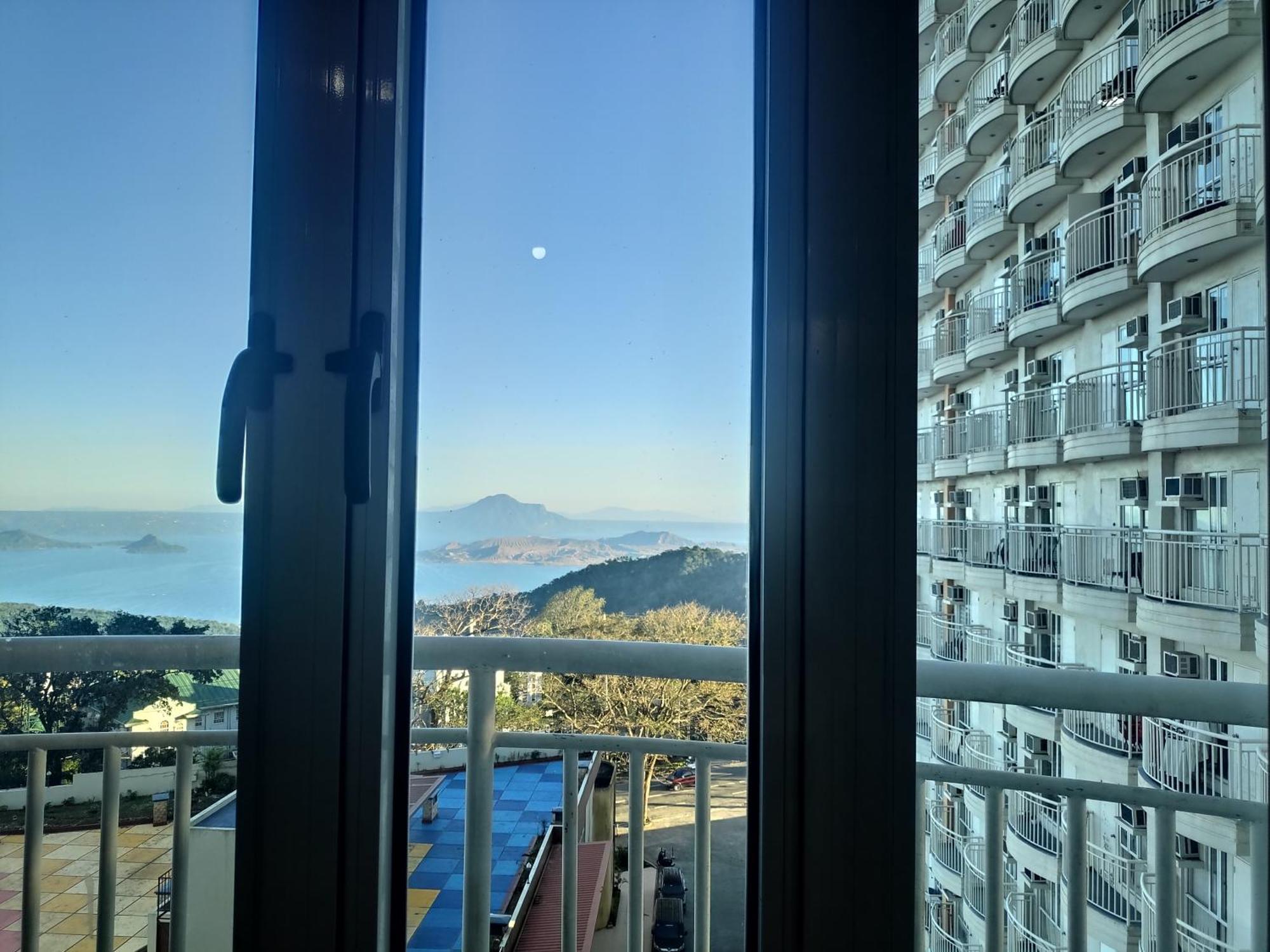Tagaytay Staycation By Naya And Darla W Free Swimming Pool, Wifi & Netflix Tagaytay City Exterior photo