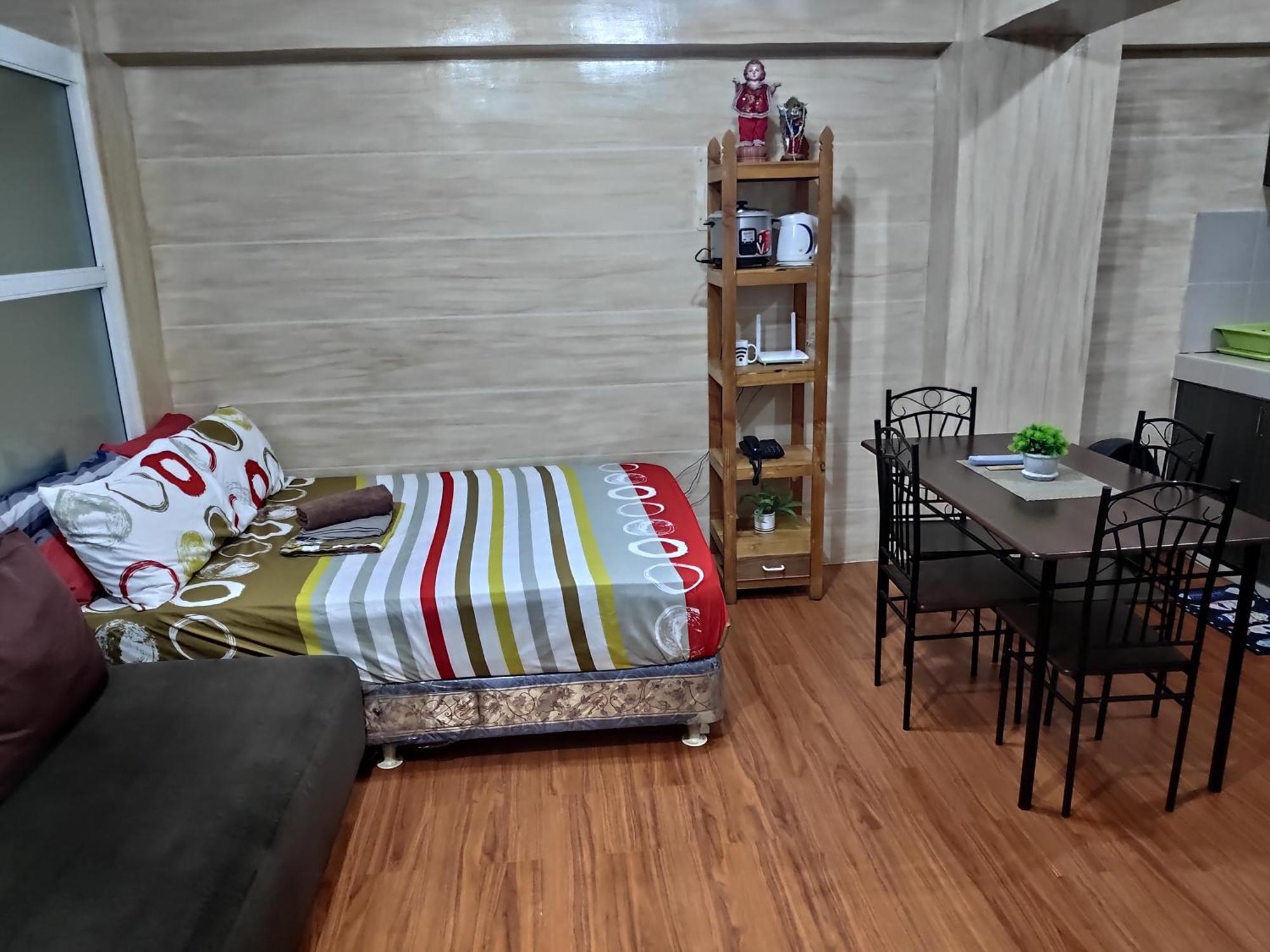 Tagaytay Staycation By Naya And Darla W Free Swimming Pool, Wifi & Netflix Tagaytay City Exterior photo